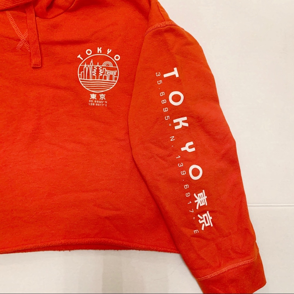 🎈3 for $25 Cropped Red hoodie with Tokyo design S